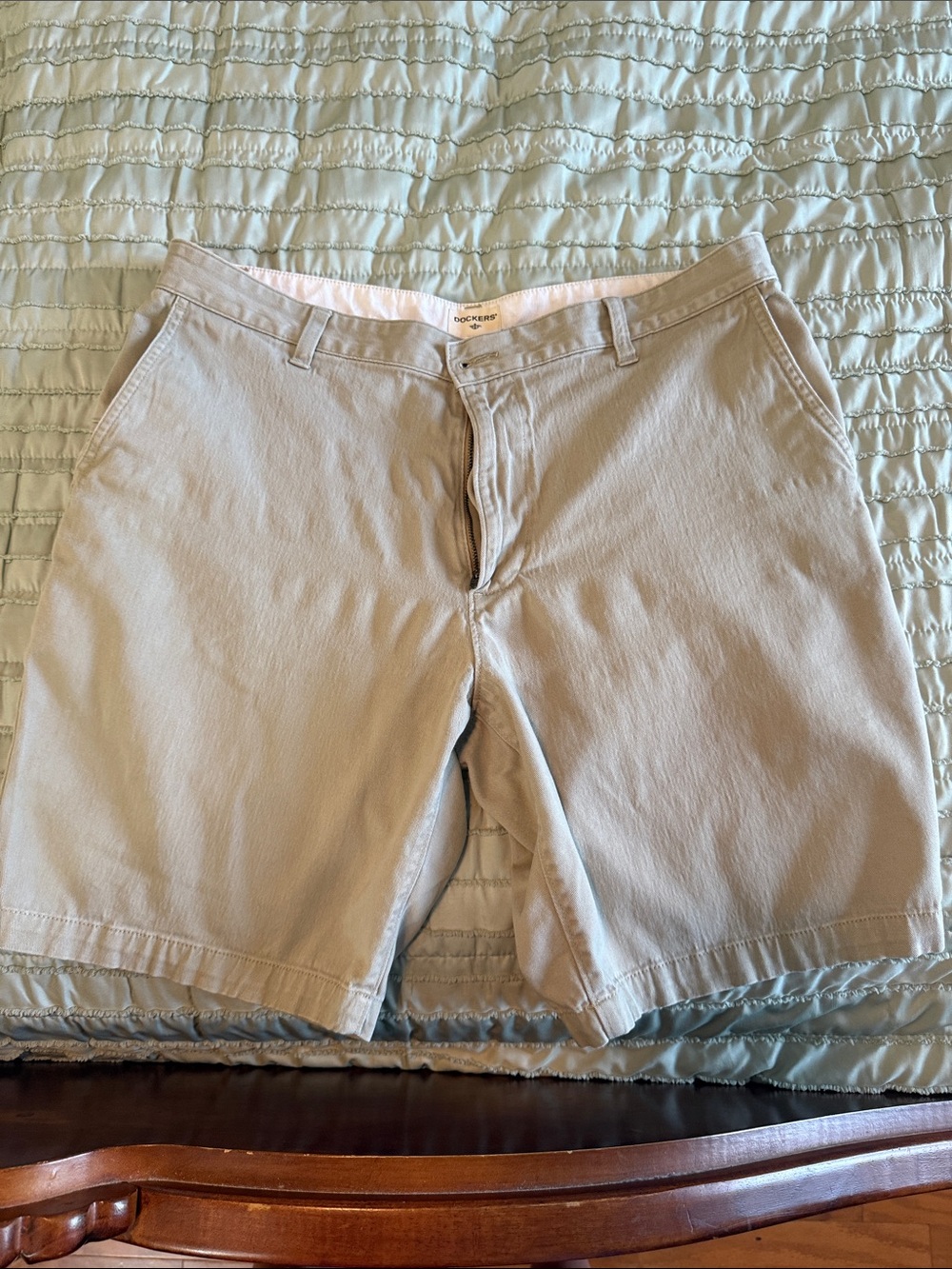 Dockers Men's Casual khaki Cotton Shorts